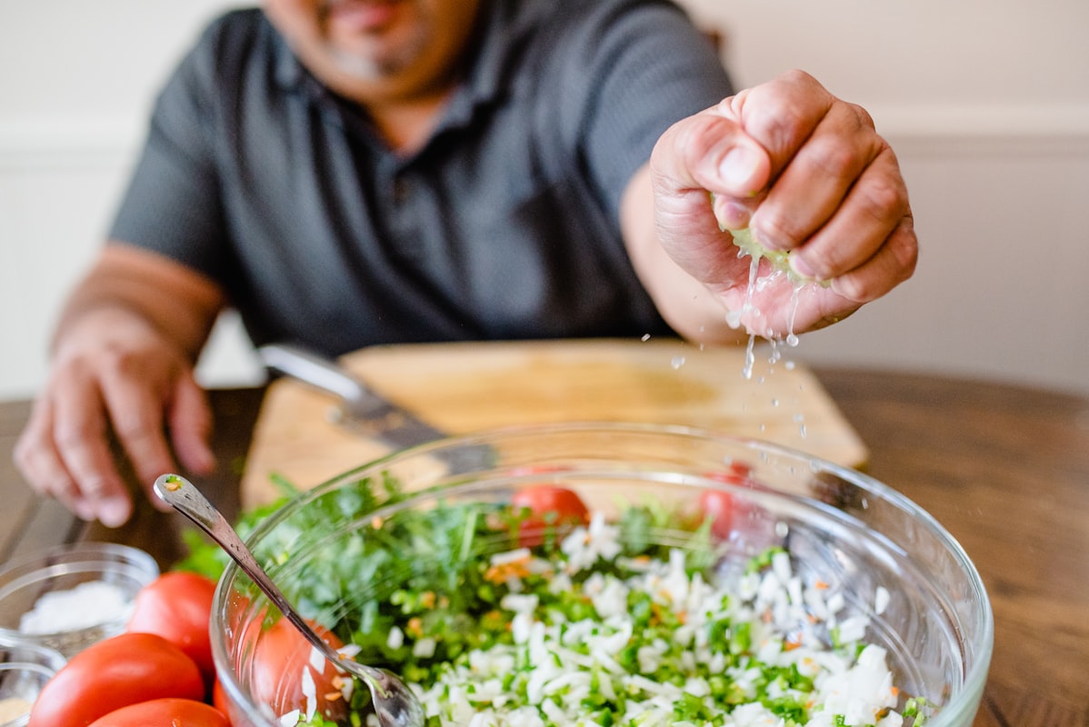Budget-friendly healthy grocery shopping